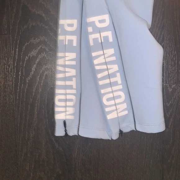 P.E Nation baby blue leggings - Picture 3 of 9